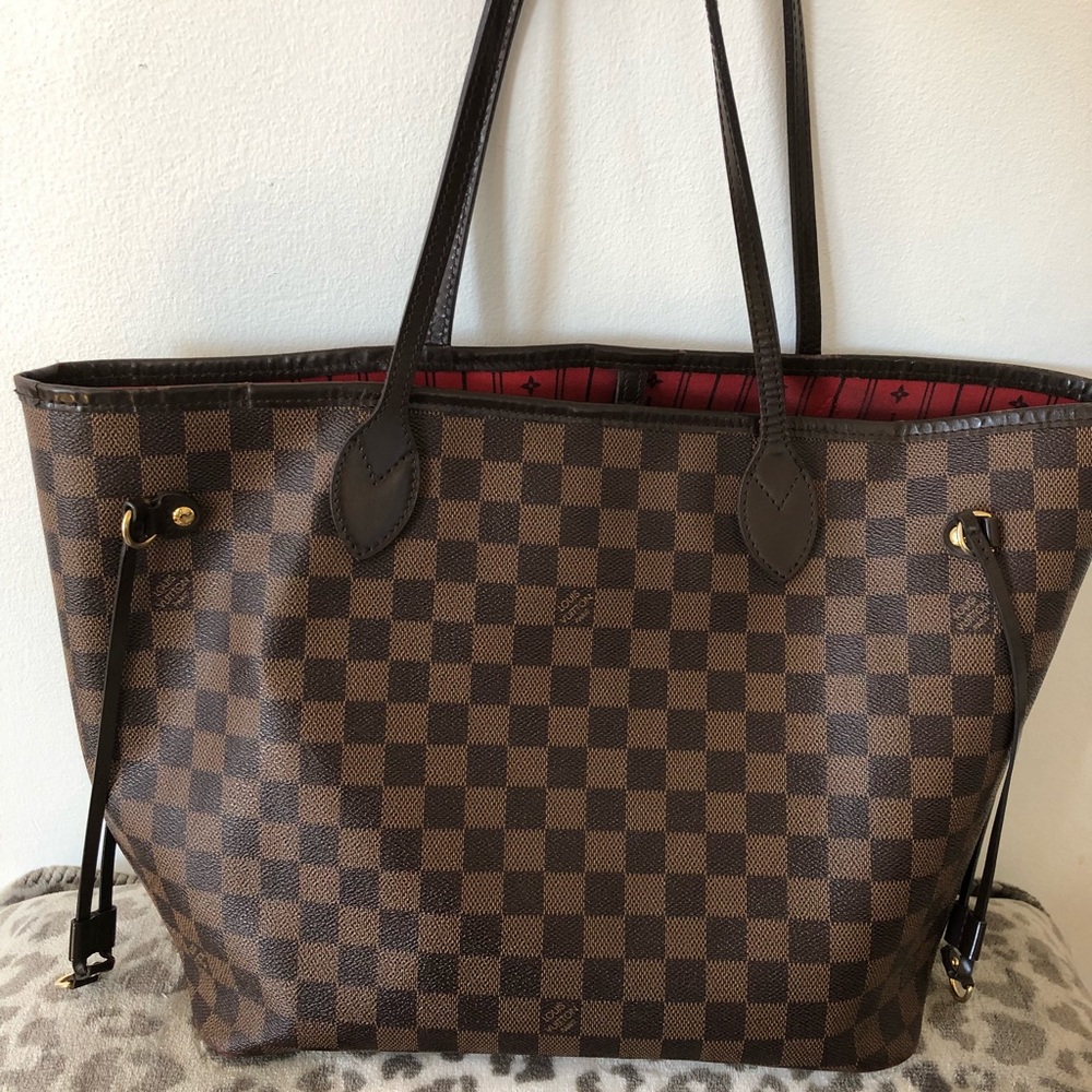 Louis Vuitton Neverfull
